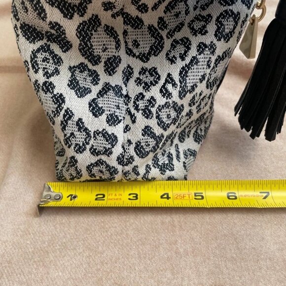 See By Chloe Leopard purse shoulder bag in beige/black canvas & black leather - Picture 16 of 16